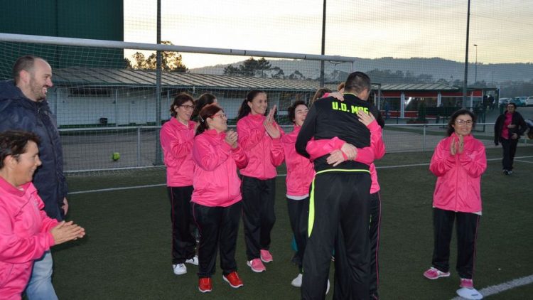 Las usuarias de EVD Galicia comienzan sus entranamientos de futbol en Mos